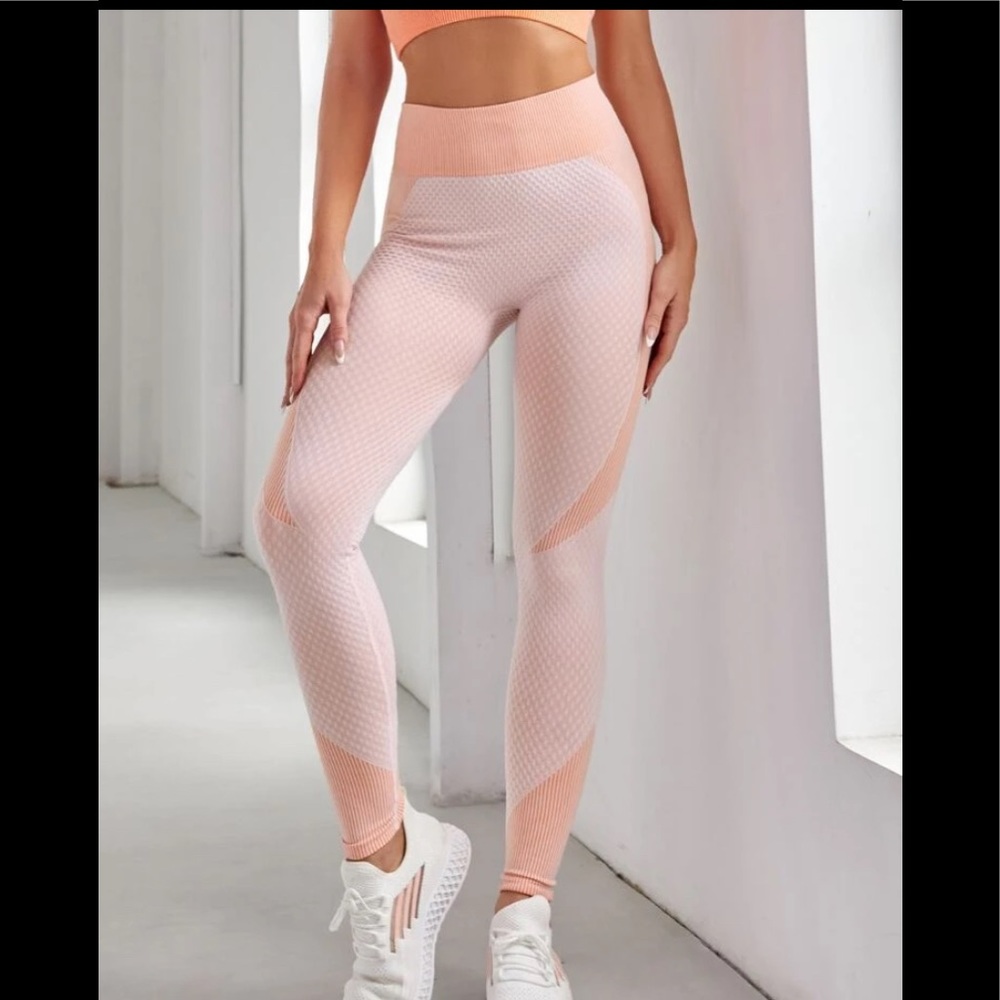 High waisted leggings